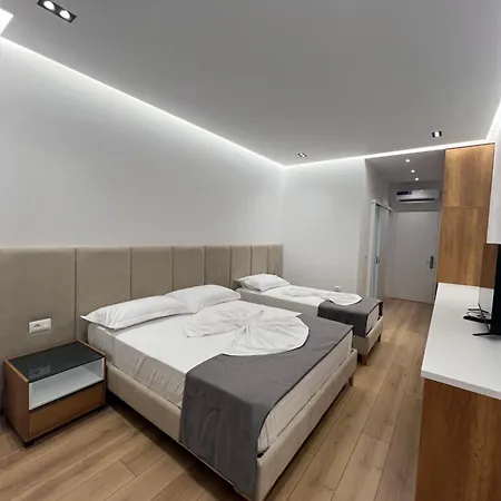 Hotel Ares